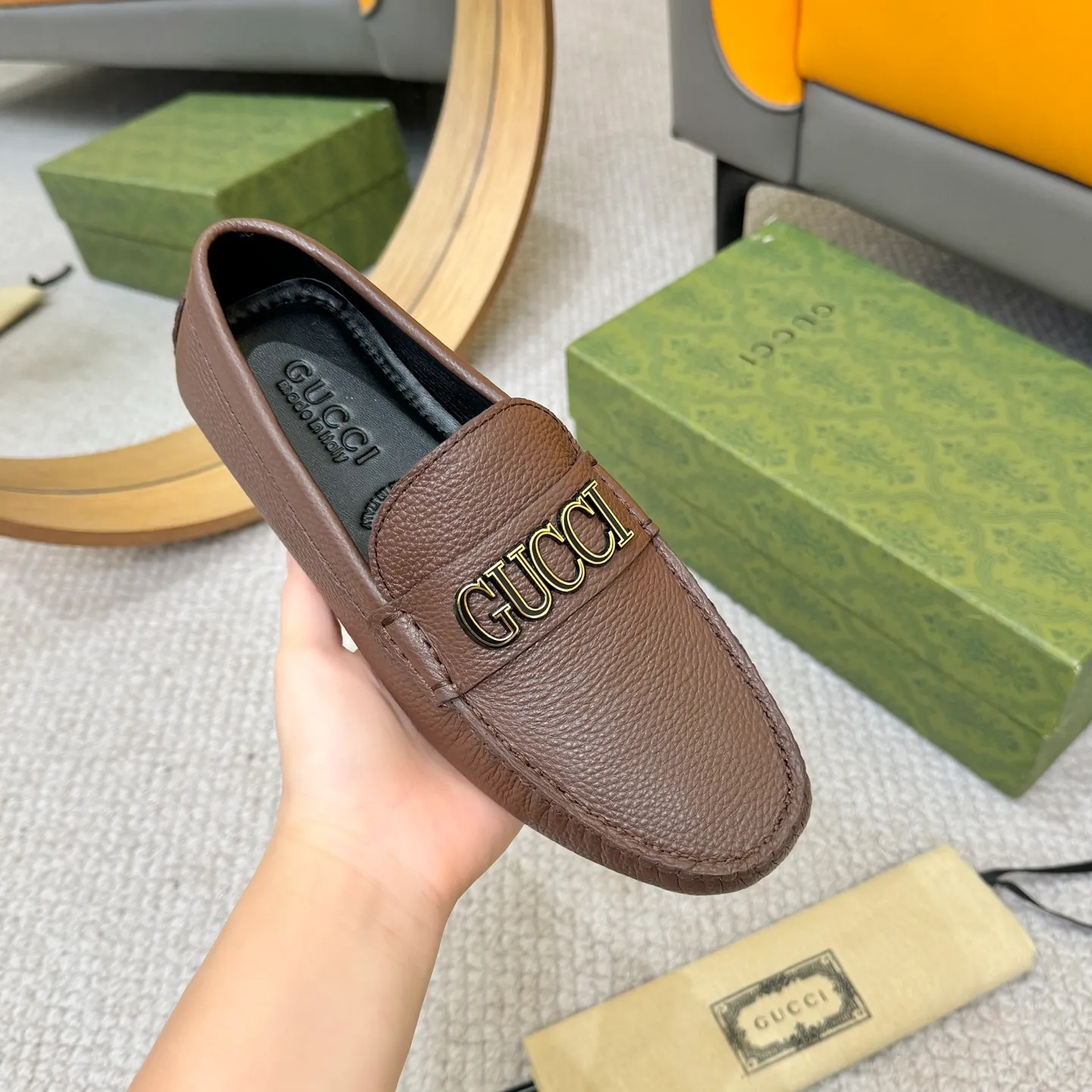 Men's shoes 💰420 (Yangli) Gucci* - the top version of Gucci classic beanie shoes! It is made of imported original cowhide and has a comfortable first layer of sheepskin lining! Original wear-resistant rubber outsole! High quality products! Size 38-46, with shoe dial, cloth bag, card